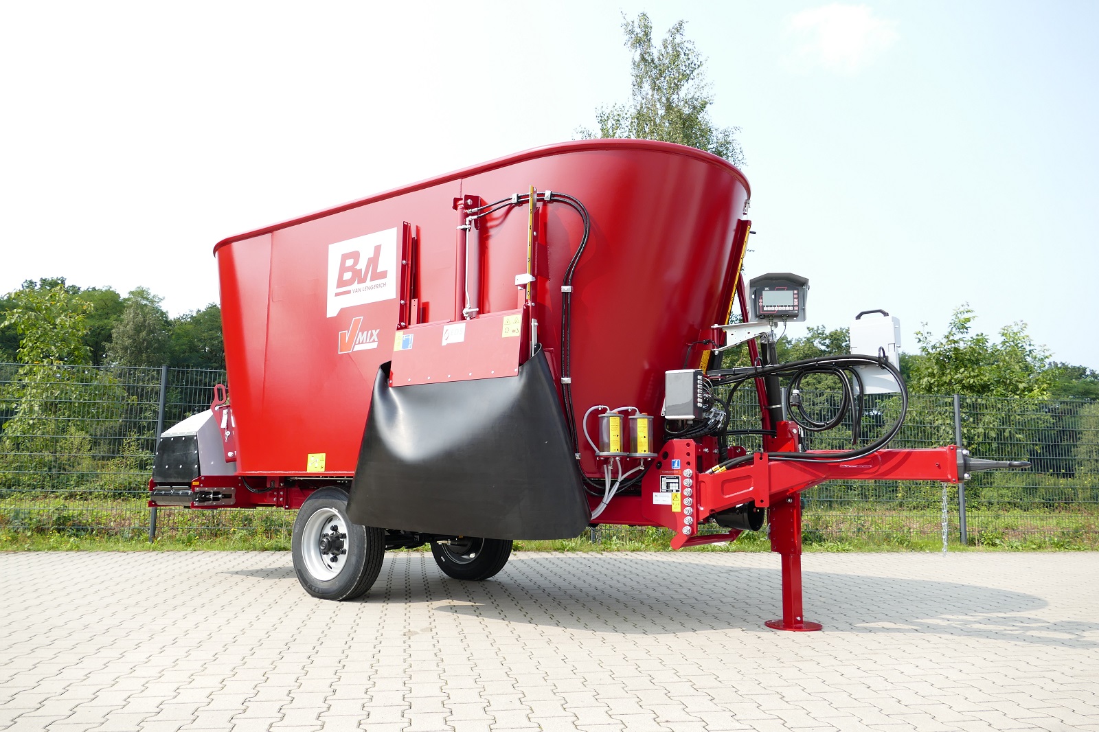 Futtermischwagen V-MIX Agilo 10-, 12- und 14-2S