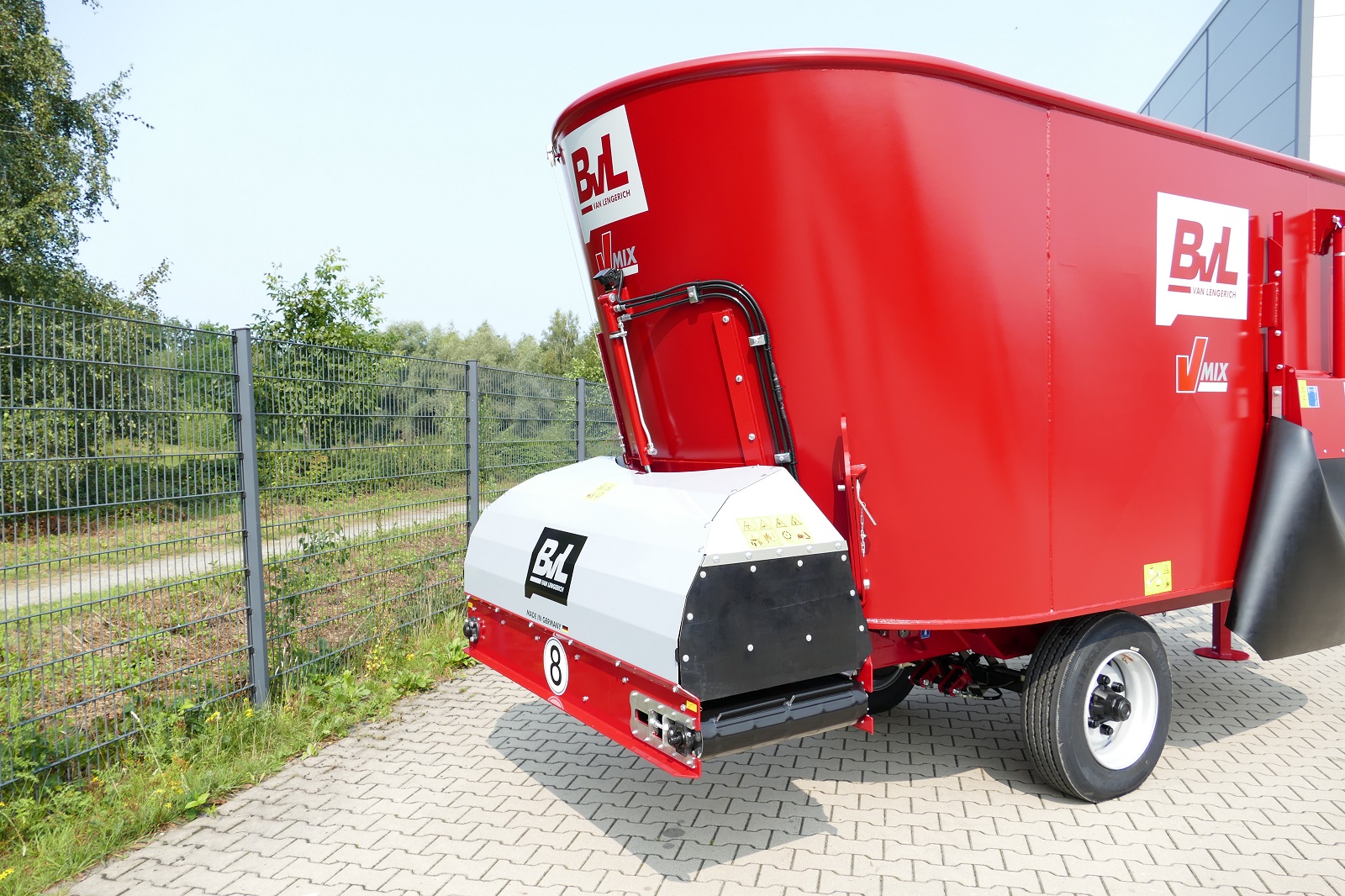 Futtermischwagen V-MIX Agilo 10-, 12- und 14-2S